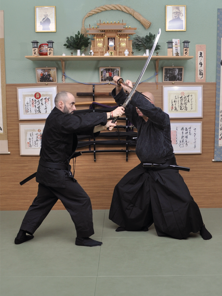 Kukishinden ryu Happo Biken (Ed. Castellano). Por Fernando Aixa